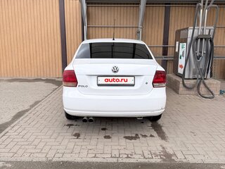 2012 Volkswagen Polo V, белый, 660000 рублей, вид 4