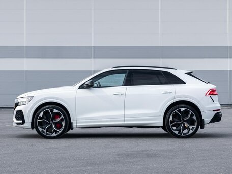 2022 Audi RS Q8 I, белый, 14900000 рублей, вид 5
