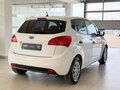 2011 Kia Venga 5-speed I, белый, 647000 рублей - вид 5