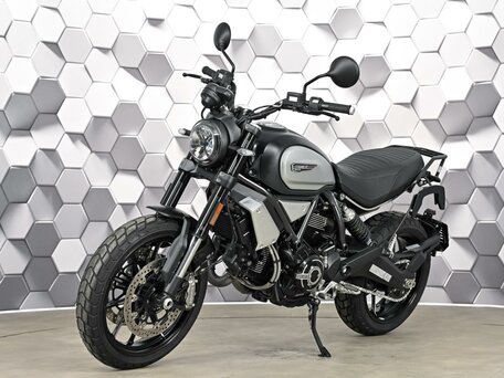 2022 Ducati Scrambler 1100, чёрный, 1069000 рублей, вид 2