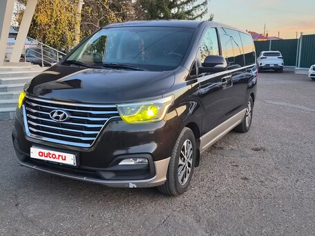 2019 Hyundai Grand Starex I Рестайлинг 2, коричневый, 3190000 рублей, вид 2