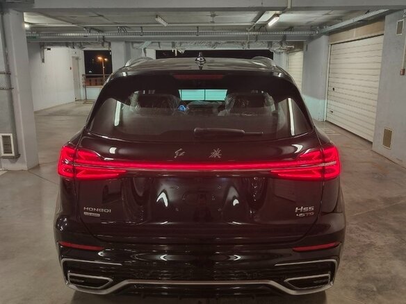 2024 Hongqi HS5 I Рестайлинг, чёрный - вид 5