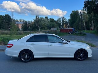 2011 Mercedes-Benz E-Класс 300 IV (W212, S212, C207), белый, 2000000 рублей, вид 5