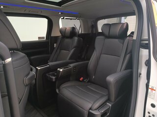 2019 Toyota Vellfire II Рестайлинг, белый, 4690000 рублей, вид 3