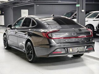 2021 Hyundai Sonata VIII (DN8), серый, 2850000 рублей, вид 5