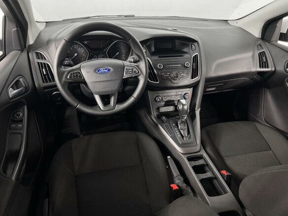 2015 Ford Focus III Рестайлинг, белый, 985000 рублей - вид 5