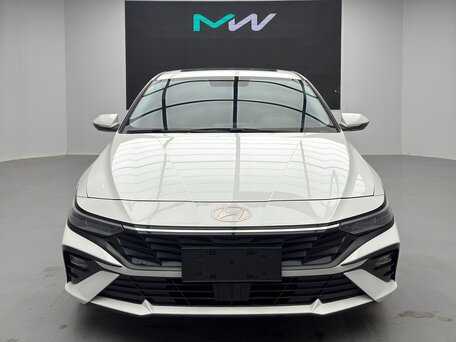 2023 Hyundai Elantra VII (CN7) Рестайлинг, белый, 1700000 рублей, вид 2