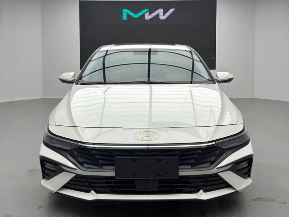 2023 Hyundai Elantra VII (CN7) Рестайлинг, белый, 1700000 рублей - вид 1