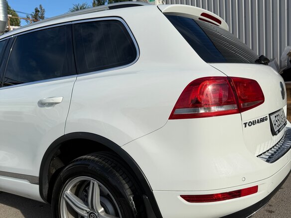 2012 Volkswagen Touareg II, белый, 1750000 рублей - вид 11
