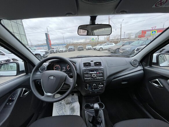 2026 Lada (ВАЗ) Granta I Рестайлинг, белый, 1101000 рублей - вид 7