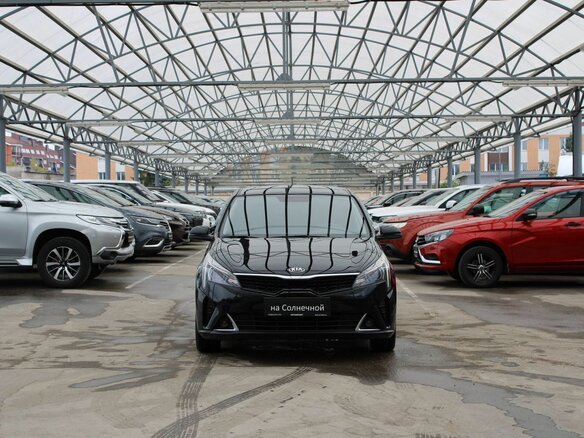 2020 Kia Rio IV Рестайлинг, чёрный - вид 7
