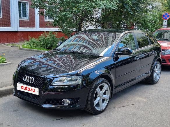 2010 Audi A3 II (8P) Рестайлинг 2, чёрный, 1000000 рублей - вид 3