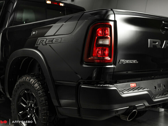 2025 Ram 1500 Crew Cab V Рестайлинг, чёрный, 9290000 рублей - вид 8