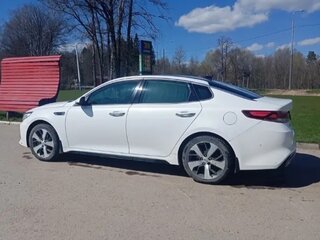 2017 Kia Optima IV, белый, 1870000 рублей, вид 5