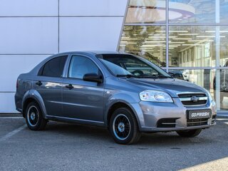 2011 Chevrolet Aveo I Рестайлинг, серый, 450000 рублей, вид 1