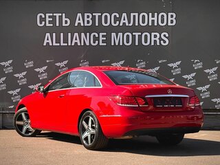 2015 Mercedes-Benz E-Класс 200 IV (W212, S212, C207) Рестайлинг, красный, 1715000 рублей, вид 5