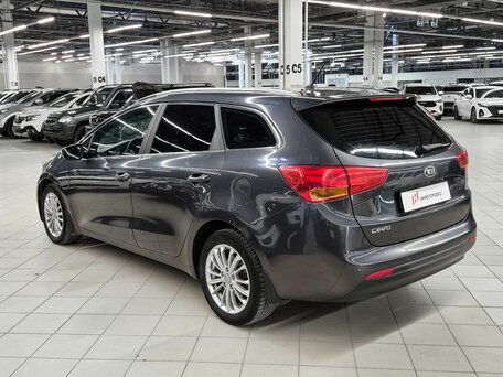 2014 Kia Ceed II, серый, 977000 рублей, вид 4