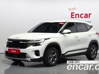 2022 Kia Seltos I Рестайлинг, белый, 2345000 рублей, вид 1