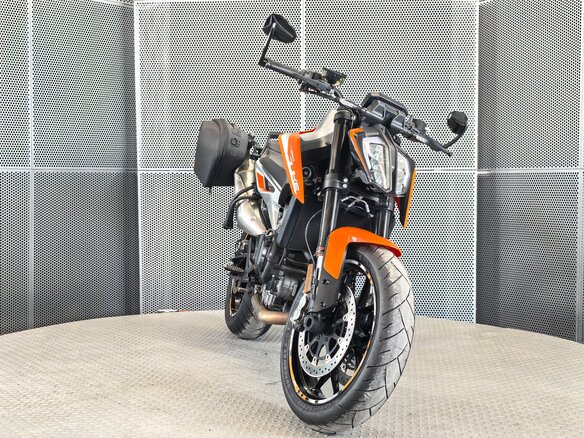 2019 KTM 790 Duke, оранжевый, 597000 рублей - вид 2