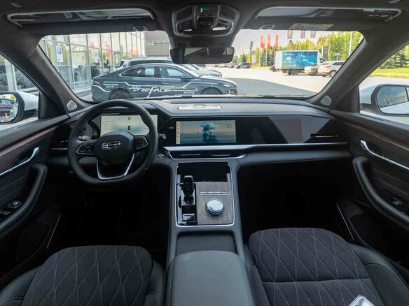 2026 Geely Monjaro I Рестайлинг, белый - вид 17