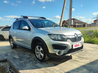 2016 Renault Sandero Stepway II, серебристый, 850000 рублей, вид 3