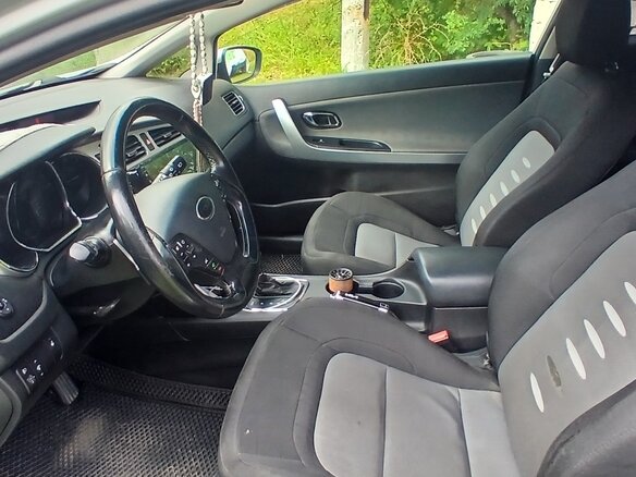 2013 Kia Ceed II, серебристый, 900000 рублей - вид 10