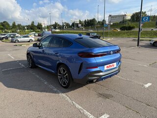2020 BMW X6 30d III (G06), синий, 6500000 рублей, вид 4