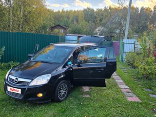 2011 Opel Zafira B Рестайлинг, чёрный, 748000 рублей, вид 4