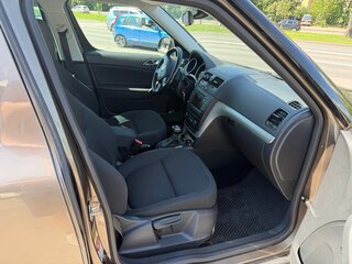 2011 Skoda Yeti I, коричневый, 850000 рублей, вид 5