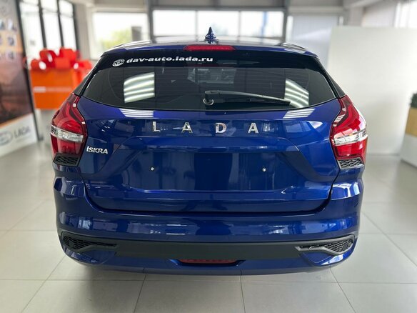 2026 Lada (ВАЗ) Iskra SW, синий - вид 3
