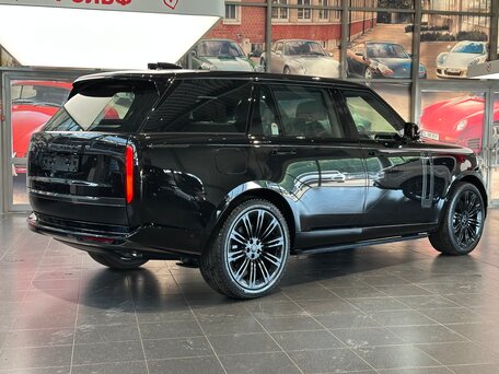 2026 Land Rover Range Rover D350 MHEV Long V, чёрный, 24900000 рублей, вид 3