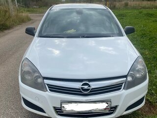 2011 Opel Astra H Рестайлинг, белый, 500000 рублей, вид 1