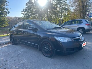 2008 Honda Civic VIII, чёрный, 520000 рублей, вид 3