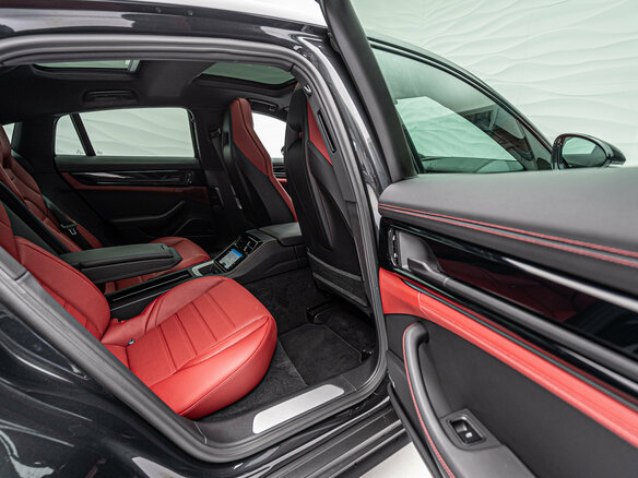 2026 Porsche Panamera 4 III, чёрный, 20499000 рублей - вид 17