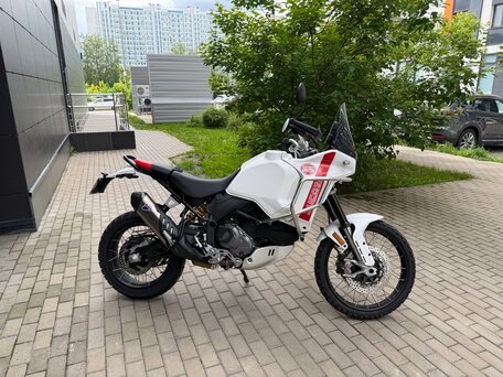2022 Ducati DesertX, белый, 1400000 рублей, вид 1