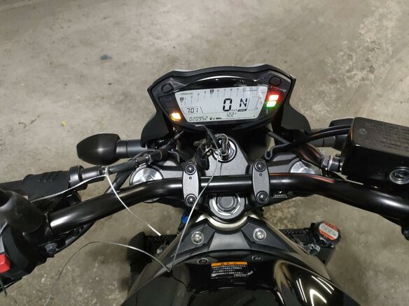 2022 Suzuki SV 650, чёрный - вид 4
