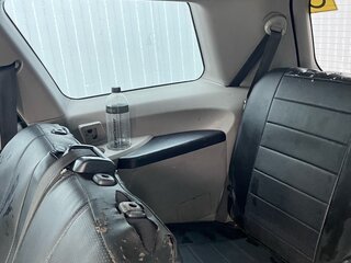2008 Mitsubishi Grandis I, чёрный, 690000 рублей, вид 3