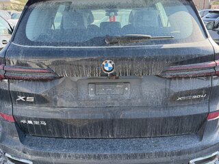 2025 BMW X5 Long 30Li IV (G05/G18) Рестайлинг, чёрный, 8380000 рублей, вид 3