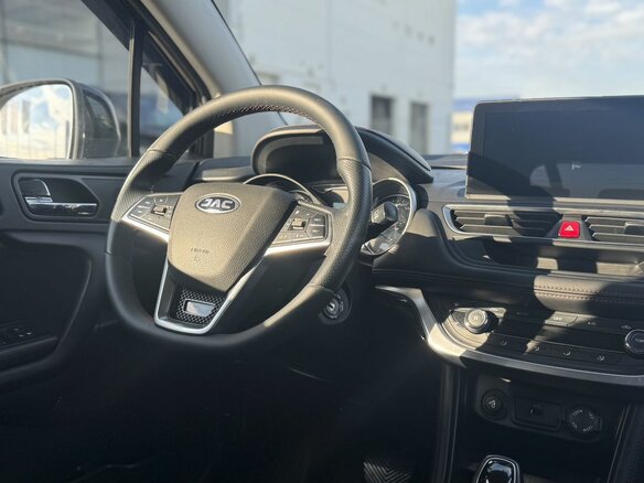 2023 JAC JS3, чёрный, 945000 рублей - вид 15