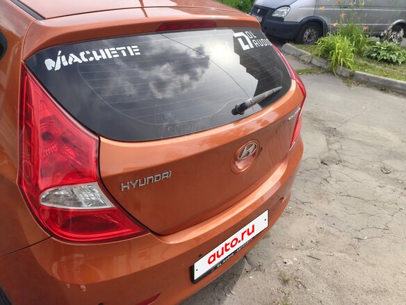 2015 Hyundai Solaris I Рестайлинг, оранжевый, 800000 рублей - вид 5