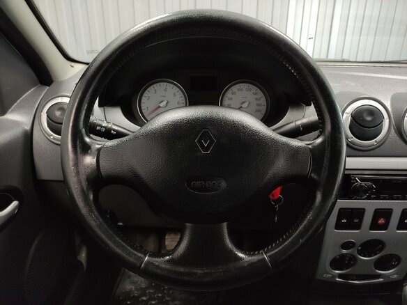 2009 Renault Logan I, белый - вид 6