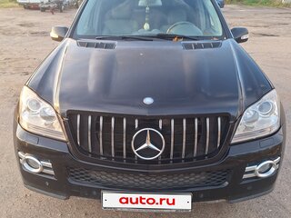 2006 Mercedes-Benz GL-Класс 450 I (X164), чёрный, 850000 рублей, вид 3