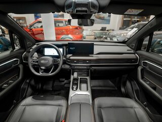2026 Geely Okavango I Рестайлинг, серый, 4000990 рублей, вид 5