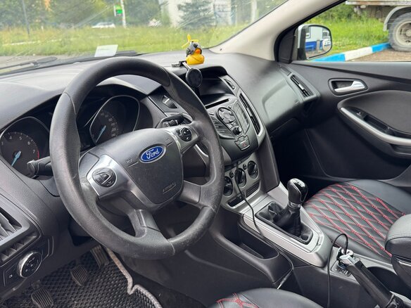 2011 Ford Focus III, серебристый, 600000 рублей - вид 8
