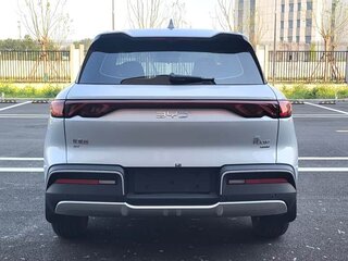 2026 BYD Yuan Up 45.12 kWh, белый, 1733333 рублей, вид 5