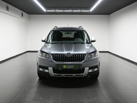 2017 Skoda Yeti I Рестайлинг, серый, 1495000 рублей, вид 3