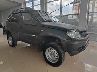 2011 Chevrolet Niva I Рестайлинг, чёрный, 316000 рублей, вид 3