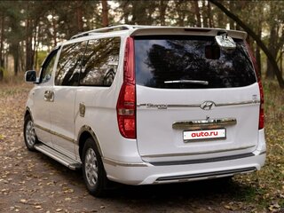2015 Hyundai Grand Starex I, белый, 2200000 рублей, вид 2