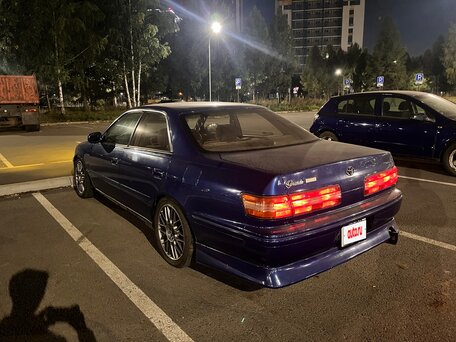 1997 Toyota Mark II VIII (X100), синий, 695000 рублей, вид 3