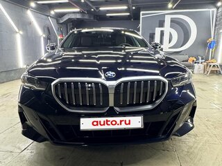 2024 BMW 5 серии 523d VIII (G60/G61/G68), синий, 7700000 рублей, вид 2
